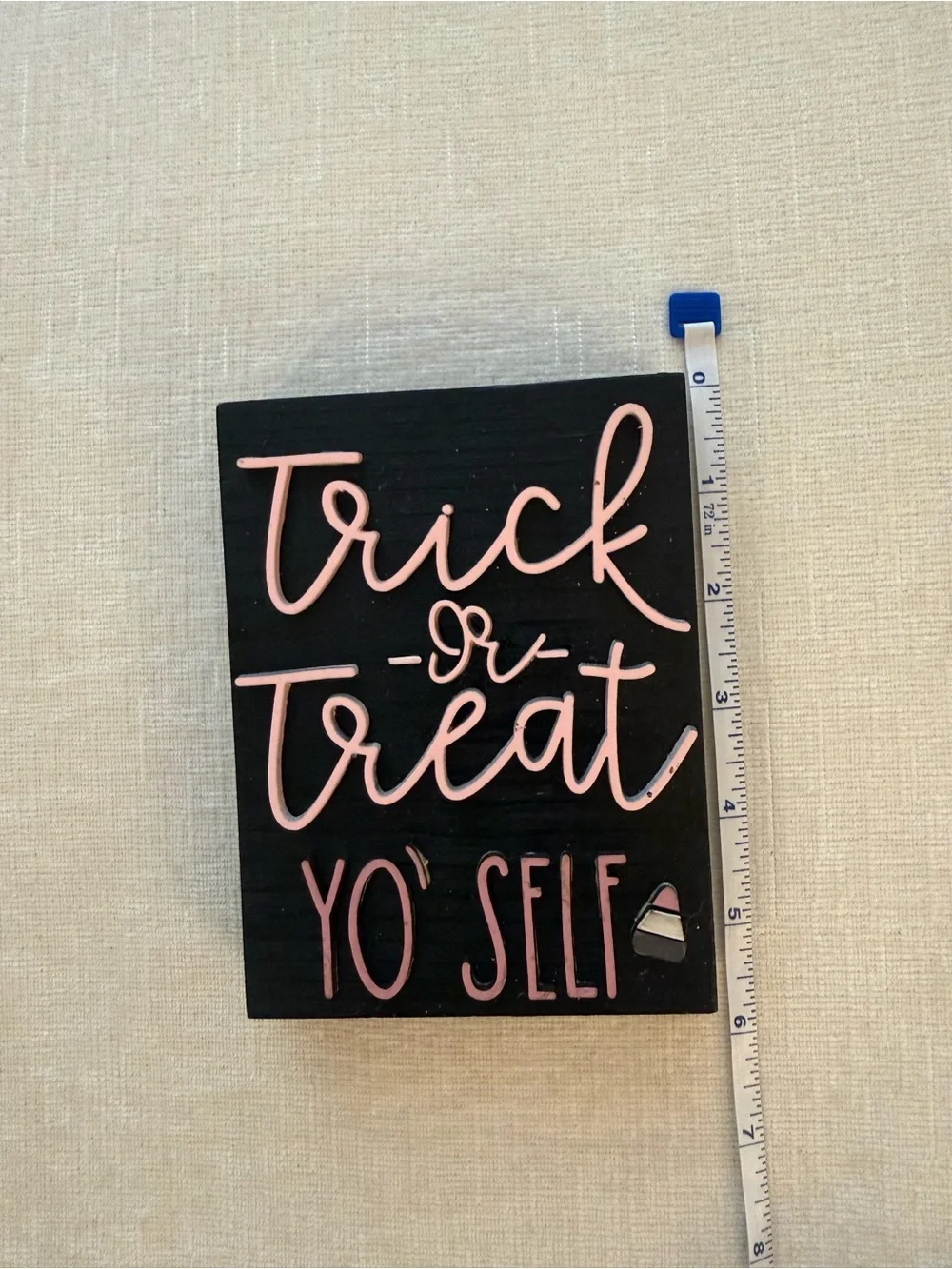 SET Decorative 'Trick or Treat Yo' Self' + “BOO” Pink and Black Wooden Signs